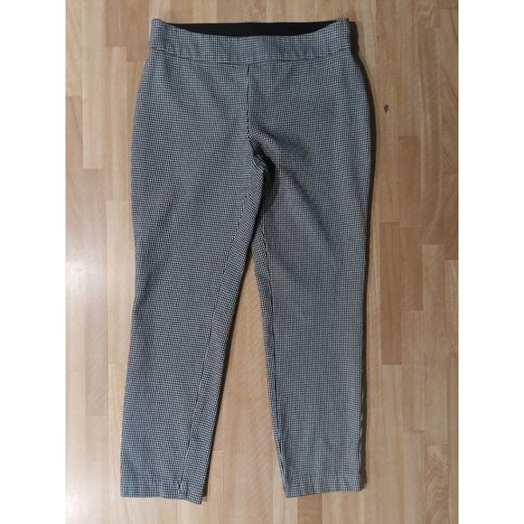 A New Day pant bundle size 4 - Picture 3 of 7